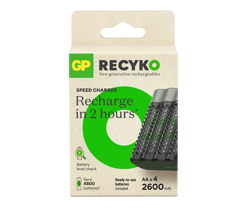 GP Recyko M452 USB Speed Battery Charger with 4 AA Rechargeable Batteries 2600 mAh