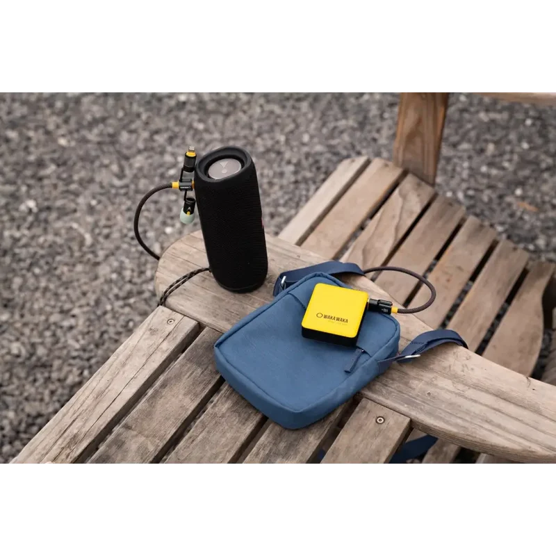 WakaWaka Power 10