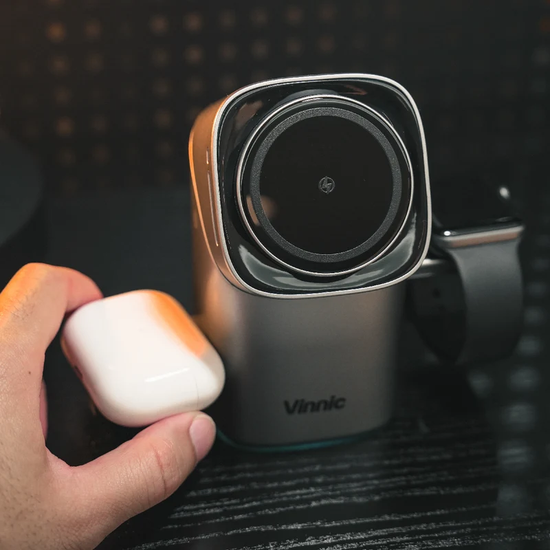 Vinnic OWL PEAK2 3-in-1 MagSafe Ladestation | Auto-Pop-up & Aktive Kühlung