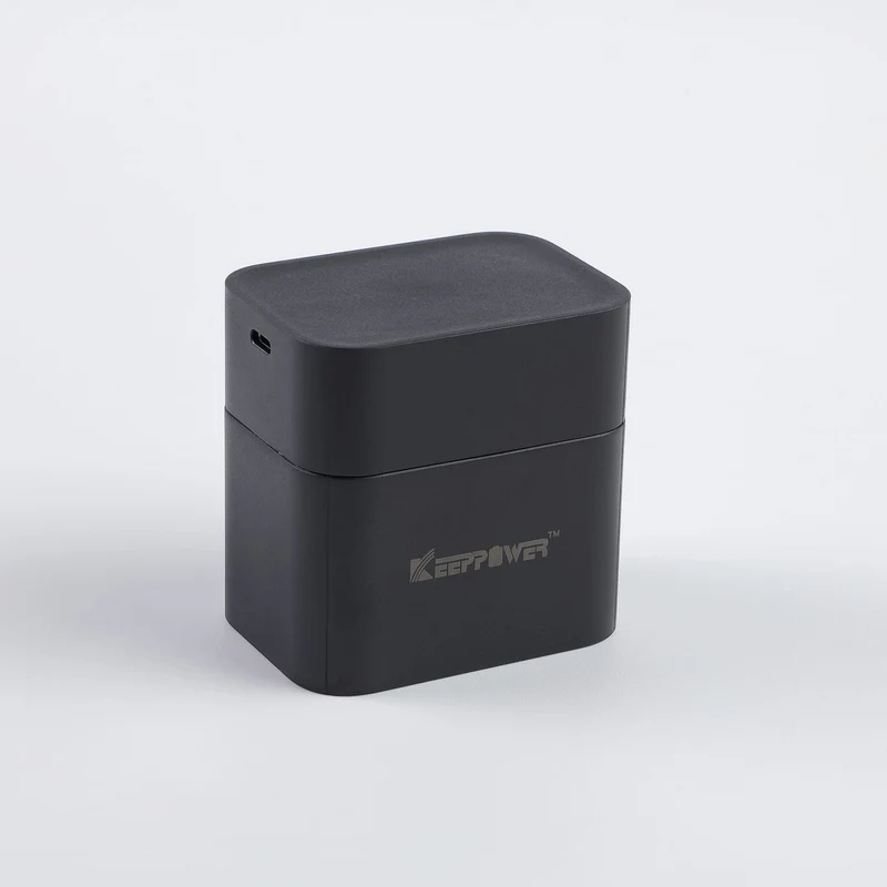 Keeppower I8 Ladegerät mit 8× 1,5V AA Li-Ion-Akkus (4700mWh) – USB-C Eingang