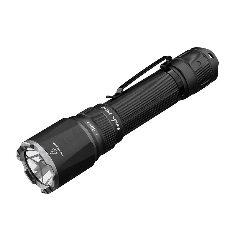 Fenix TK21R – 3.600 Lumen taktische LED Taschenlampe mit 480 m Reichweite
