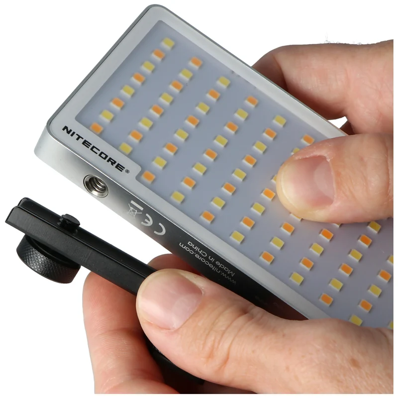 Nitecore SCL10 LED-Kameralicht und Powerbank mit 10000mAh