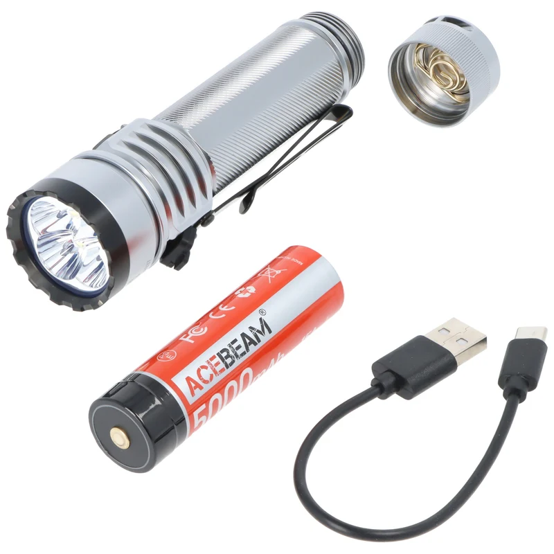AceBeam E75 Quad Core LED-Taschenlampe, 4500 Lumen, 6.500K, silber