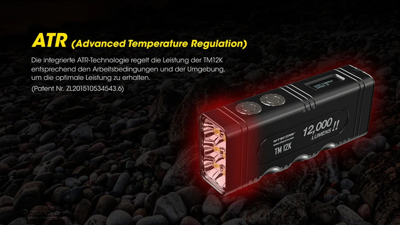 Nitecore TM12K LED-Taschenlampe mit 12000 Lumen, ergonomisches Gehäuse, OLED-Display, eingebauter 21700 4800mAh Li-Ion Akku