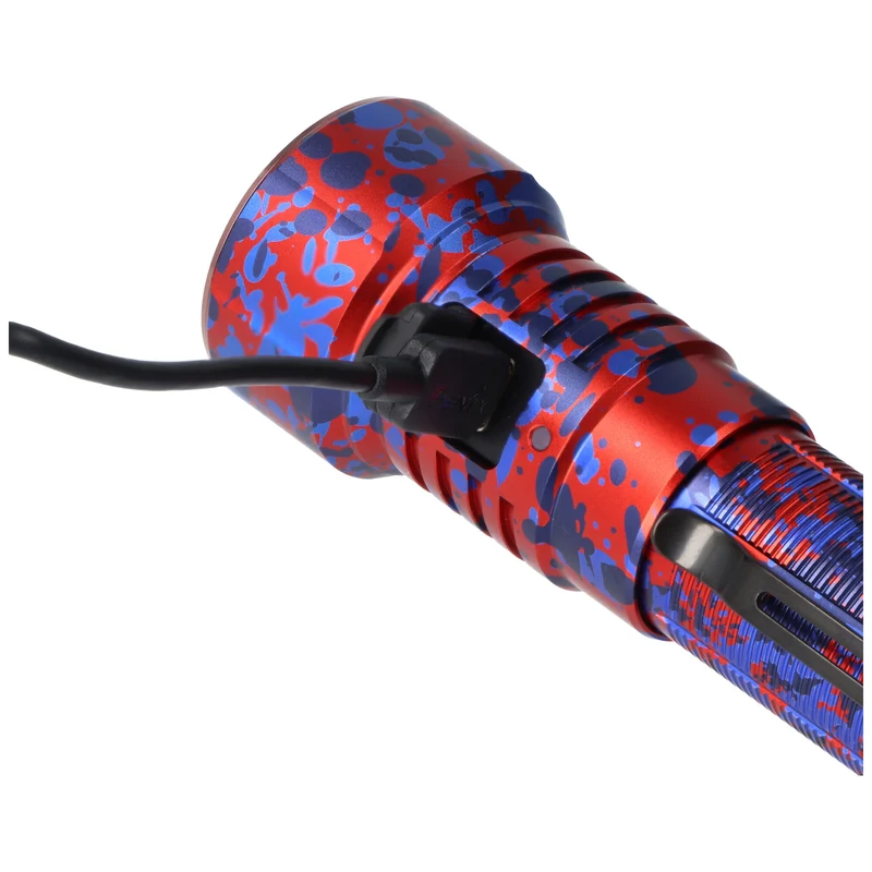 Fenix LD36R LED Taschenlampe mit weiß, rot, orange, pink,blau, lila und grünem Licht Flame Camo