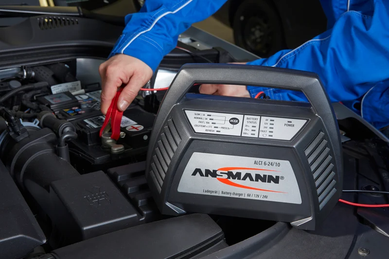 Ansmann ALCT 6-24/10 Tischladegerät für Blei-Akkus 6-24V lädt ab 4.5A Kapazität, 1001-0014