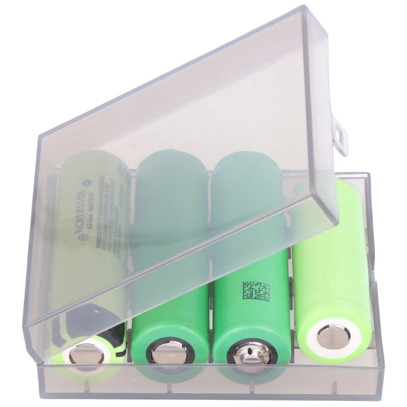 Efest H4 Aufbewahrungsbox für 4x 18650 Akkus bis max. Länge von 67mm, aus Kunststoff