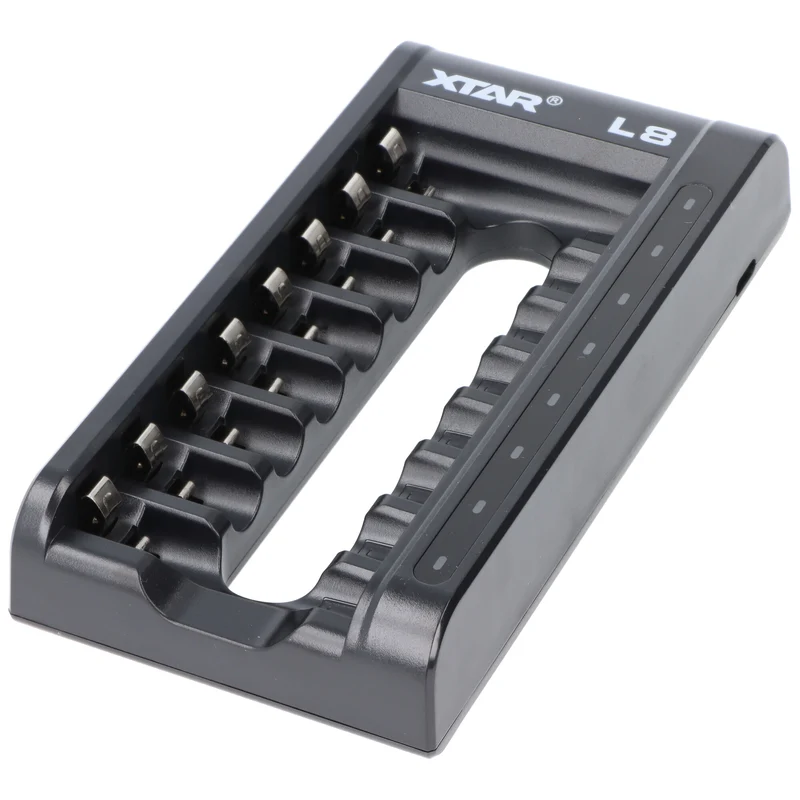 Xtar L8 Schnell-Ladegerät für 1,5V Li-Ionen und 1,2V NiMH AA, AAA Akkus, mit 8 Ladeschächten, ohne Akkus und ohne Netzteil