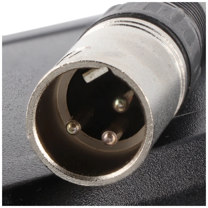 XLR 3polig GIANT Schnellladegerät 36V 4A XLR 3-polig / CAN-Bus 544M36V4AGLI180-10V 9gb1680202