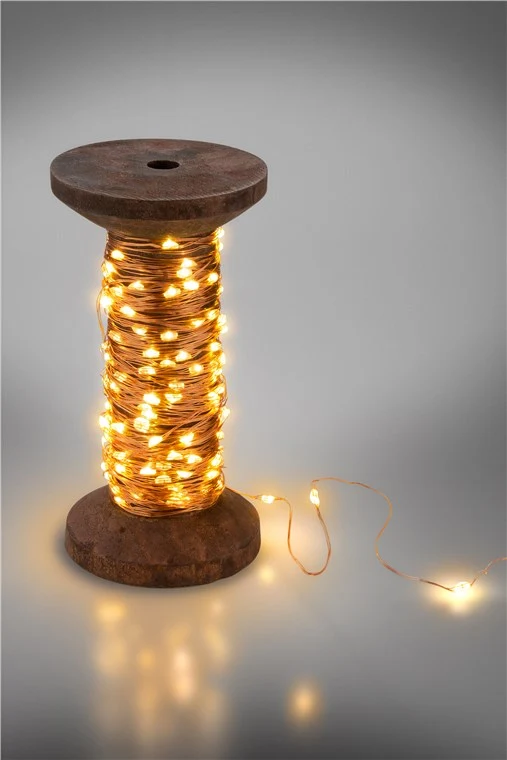 Goobay LED-Lichterkette "Garnspule", groß - mit USB-Kabel 3 m, Lichterkette 15 m mit 150 Micro-LEDs in Warmweiß (2700 K) und Schalter (Ein/Aus)