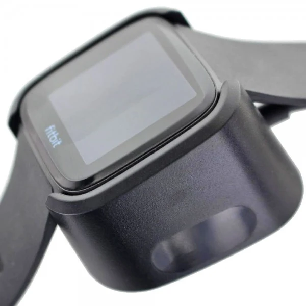 AccuCell Ladegerät passend für die Fitbit Versa schwarz mit USB Kabel 1 Meter, Ladekabel für Fitbit Versa