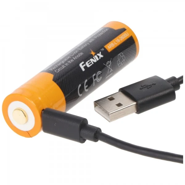 Fenix Li-Ion Akku 18650 3,7V 2600mAh mehrfach geschützt USB Ladefunktion mit AccuCell AccuSafe