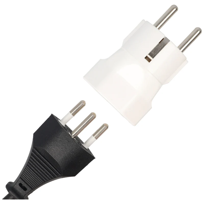 AccuCell Schweiz-Adapter weiss von schweizer Stecker auf Schukokupplung 230 Volt mit Erdleiter und 10A