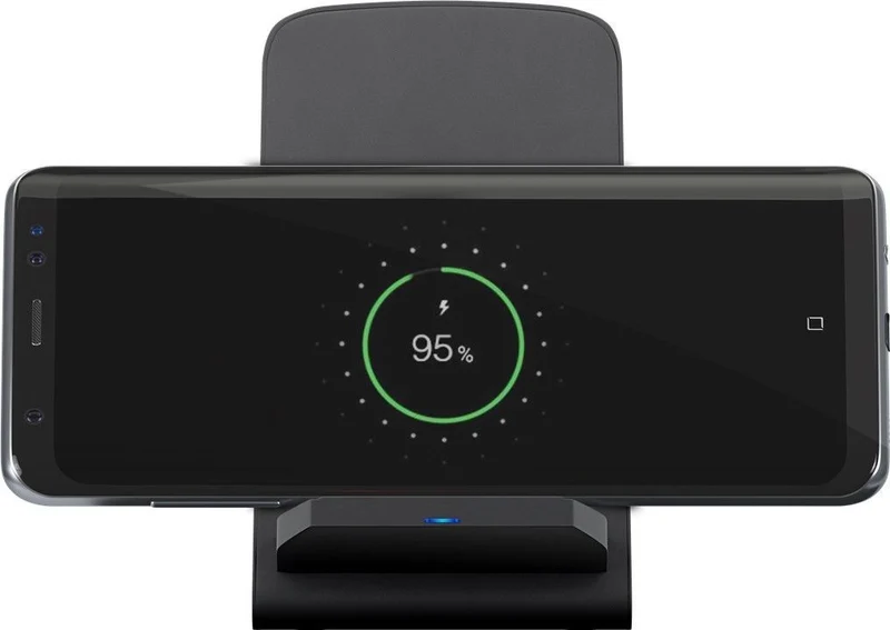 Goobay Kabellose Schnellladestation 10 W mit integrierter Schnellladetechnik für Smartphones mit Qi-Standard inklusive QC3.0 USB-Schnell-Ladegerät zur Nutzung des Schnelllademodus