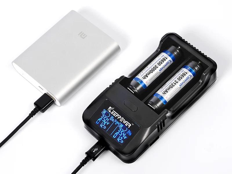 Keeppower L2 Plus – 2-Schacht USB-Li-Ion-Lader mit Display