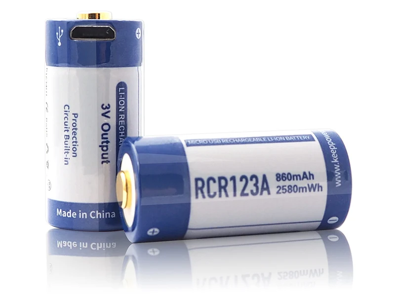 Keeppower RCR123A 3V Lithium Ionen Akku (Wiederaufladbar über micro USB)