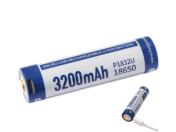 Keeppower 18650 - 3200mAh, Li-Ionen 3,7V - 3,6V - PCB geschützt mit USB Lademöglichkeit P1832U