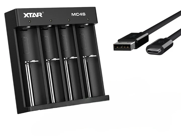 Xtar MC4S – kompaktes 4-Schacht Ladegerät für Li-Ion und Ni/MH Akkus