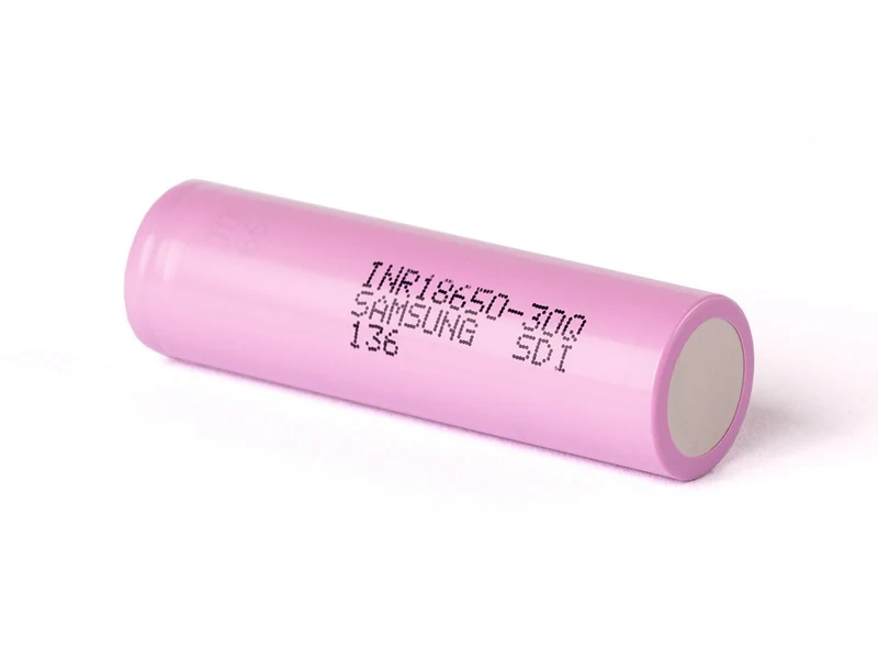 Samsung INR18650-30Q - 3,6V - 3,7V, 3000mAh (15A) Button Top
